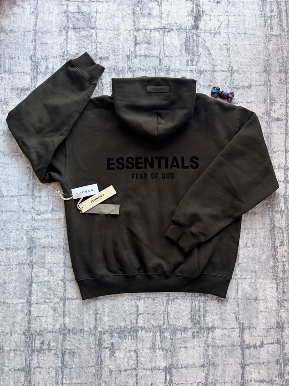 Fear of God: Essentials Hoodie (ss22) - Picture 2 of 7